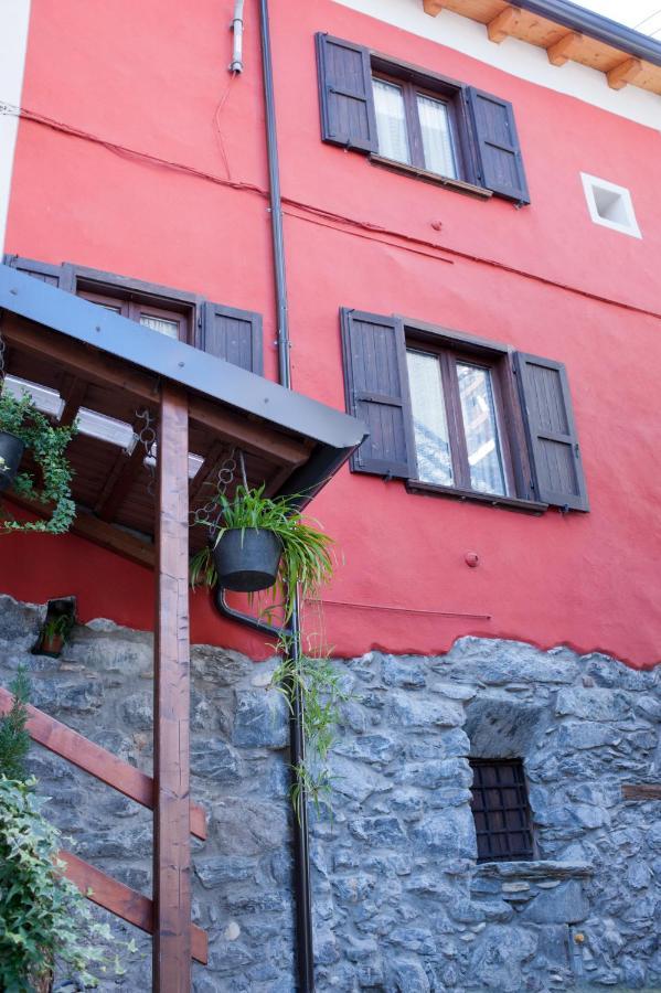 B&B Il Pettirosso Malonno Dış mekan fotoğraf