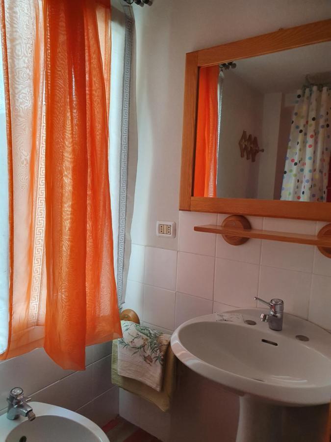 B&B Il Pettirosso Malonno Dış mekan fotoğraf