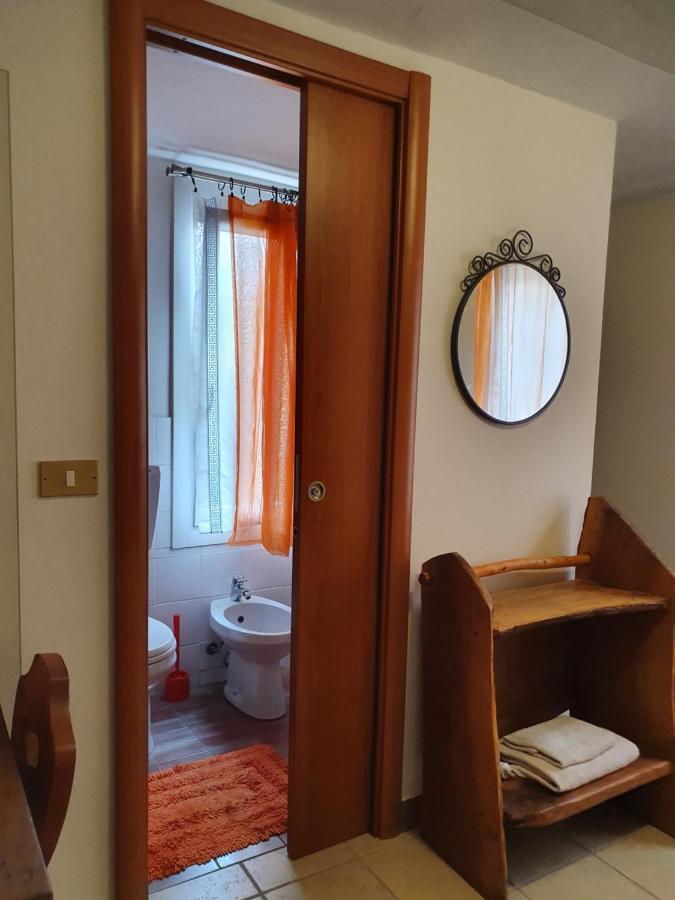 B&B Il Pettirosso Malonno Dış mekan fotoğraf