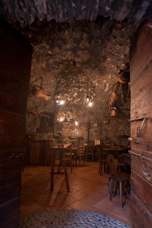 B&B Il Pettirosso Malonno Dış mekan fotoğraf